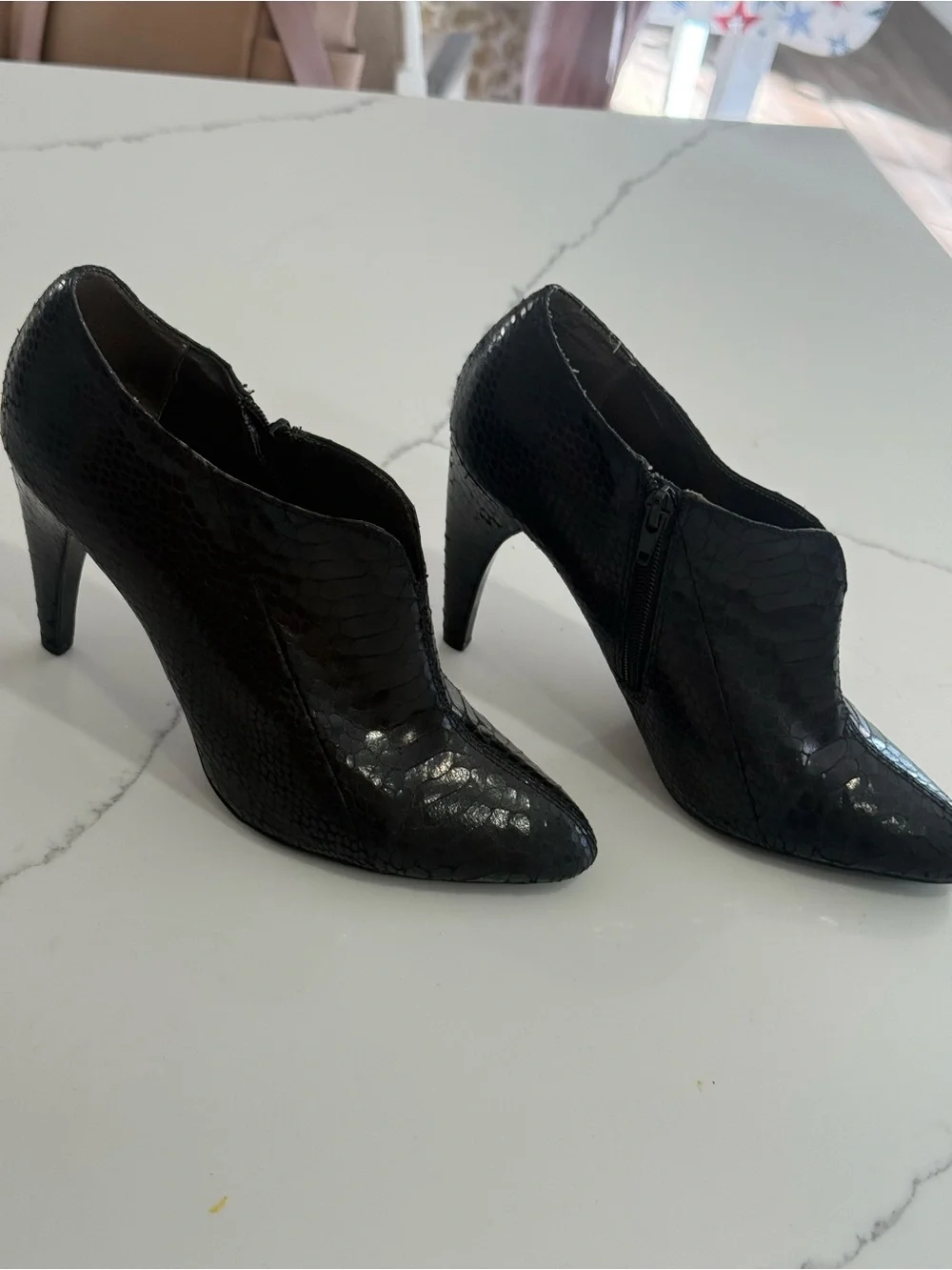 Sam Edelman sleek snake